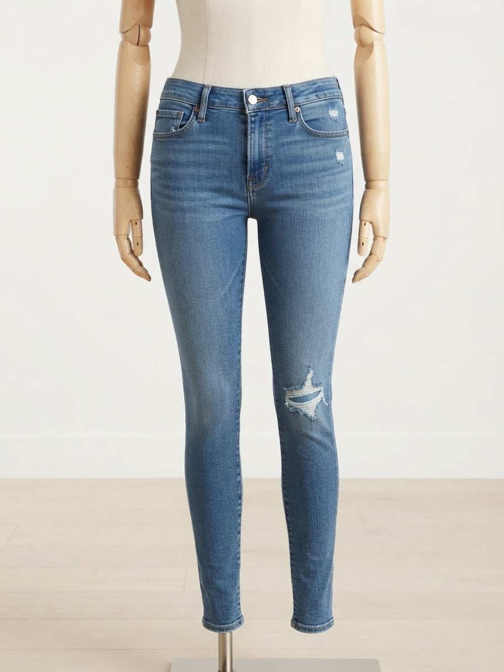 Light Wash Distressed Skinny Jeans - Women's Blue